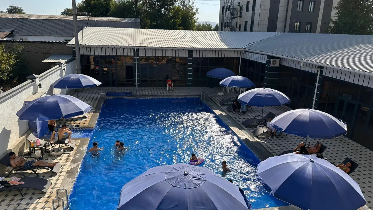 Uют Hotel — hotel, Manas (Jalal-Abad)