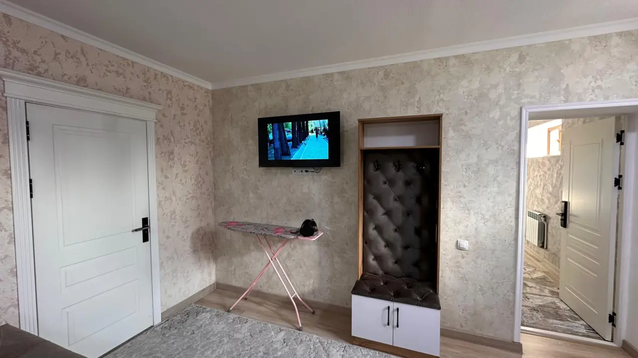 Double Suite — room, Manas (Jalal-Abad)