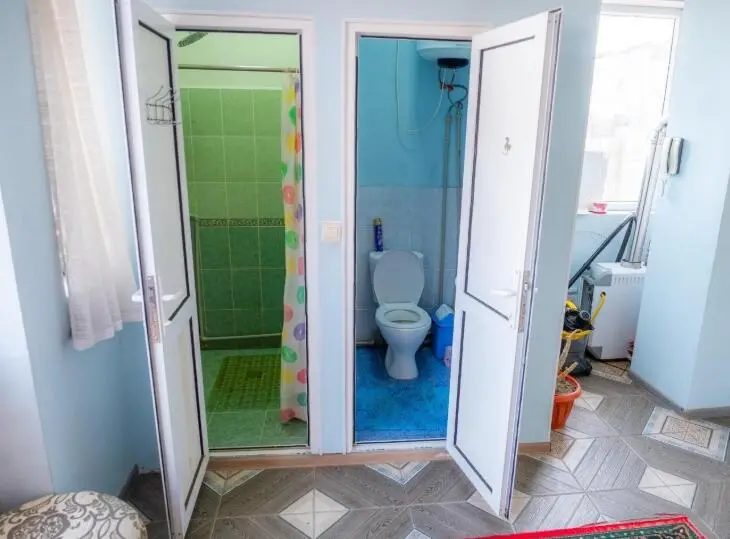 Двухместный номер — room, Manas (Jalal-Abad)