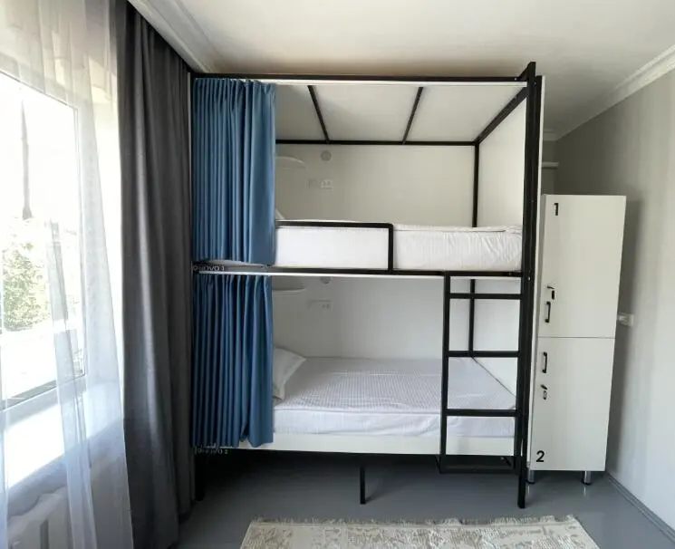 Койко-место в четырехместном номере — bed space, Manas (Jalal-Abad)