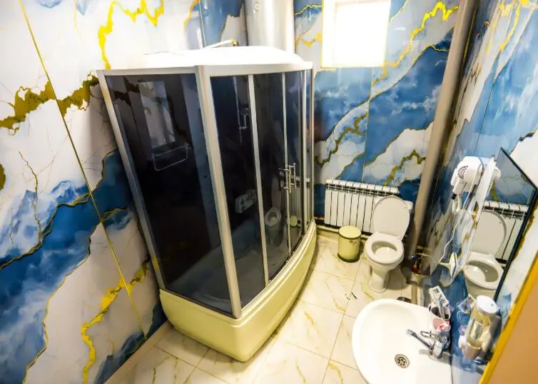 Двухместный номер в гостевом доме Lux House — room, Osh