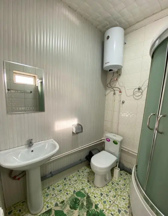 Двухместный люкс номер в My Hostel — room, Osh