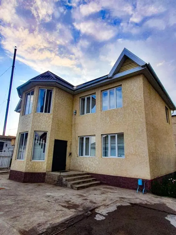 Nomad Guest House — guest house, Kochkor
