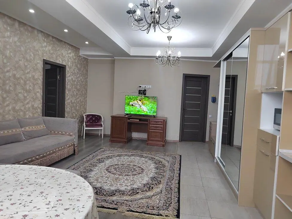 Two-room apartment in the city center — apartment, Bishkek