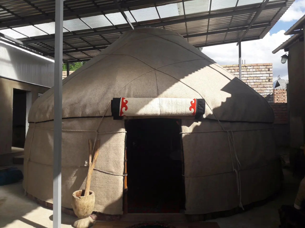 Shyrdak Guest house — guest house, Kochkor