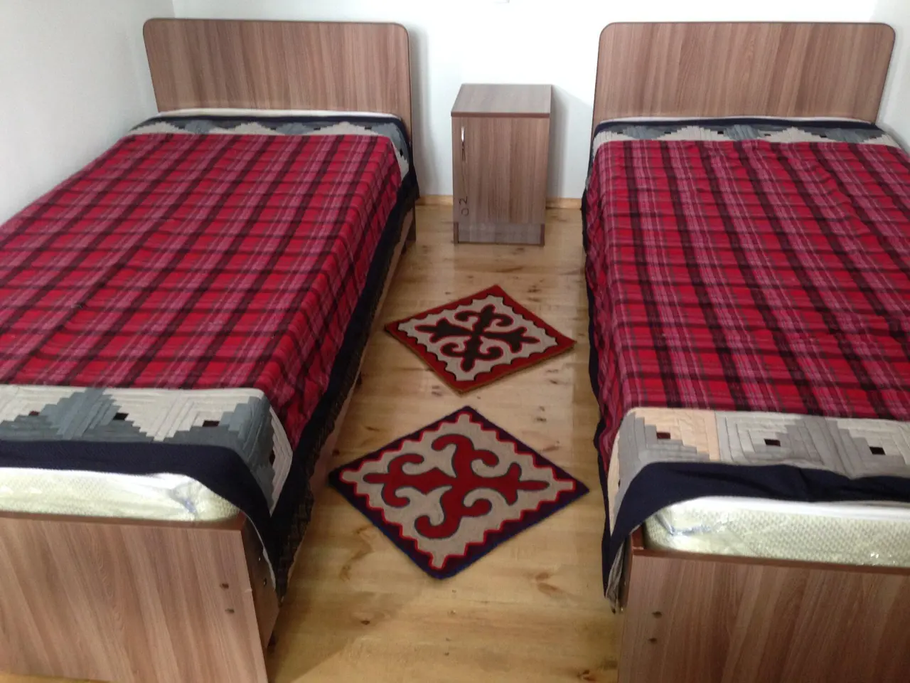 Двухместный номер с питанием в Shyrdak GH — room, Kochkor