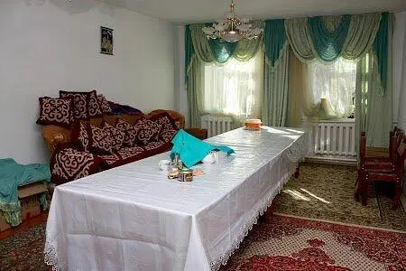Двухместный номер с питанием в Shyrgak GH — room, Kochkor
