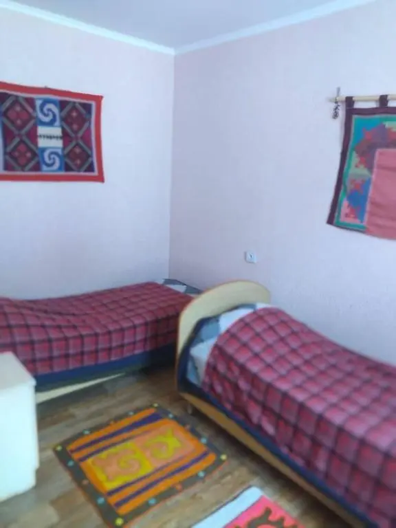 Койко-место в Shyrdak GH — bed space, Kochkor