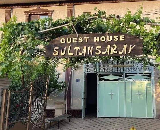 Sultan Saray — guest house, Osh