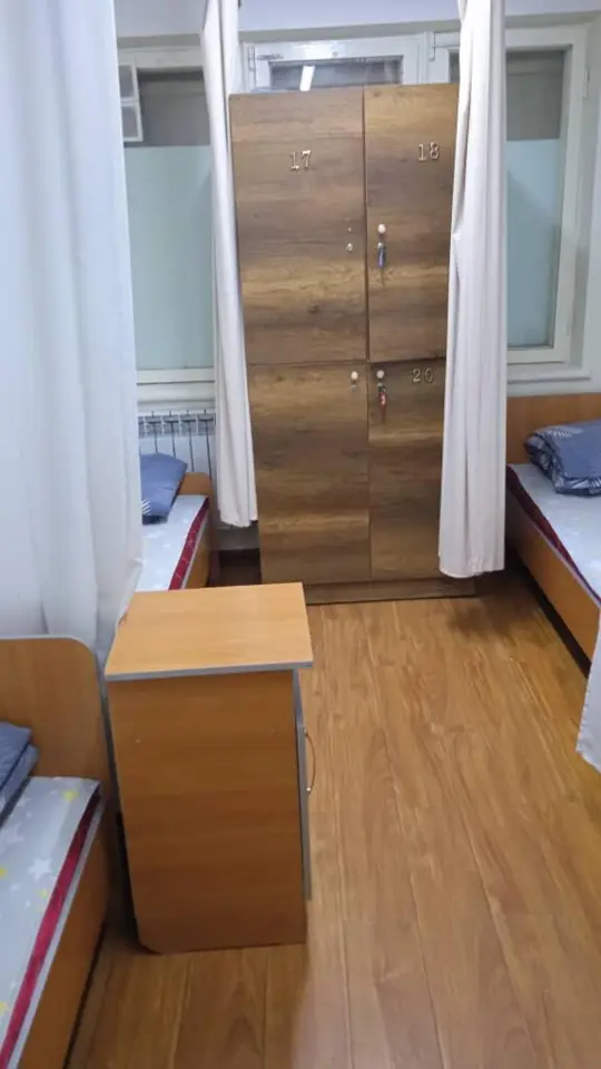 Четырёхместный номер в Time Hostel — room, Osh