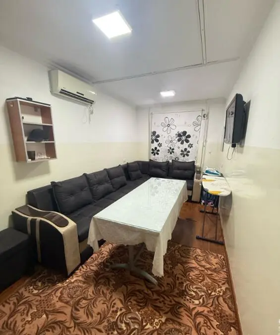 Четырёхместный номер в Time Hostel — room, Osh