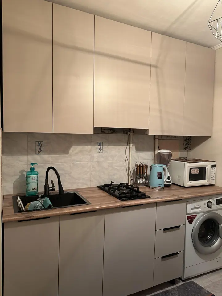 Two-room apartment in the 4th microdistrict — apartment, Bishkek
