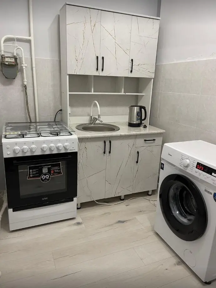 One-room apartment in Vostok-5 — apartment, Bishkek