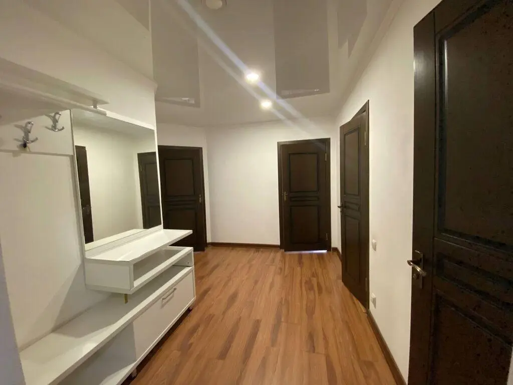 7th Microdistrict Apartment — apartment, Bishkek