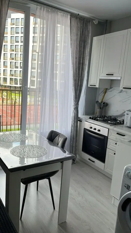 Квартира в 6 микрорайоне — квартира, Бишкек