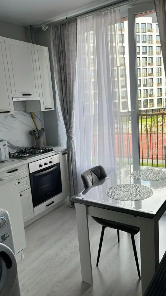 Квартира в 6 микрорайоне — квартира, Бишкек
