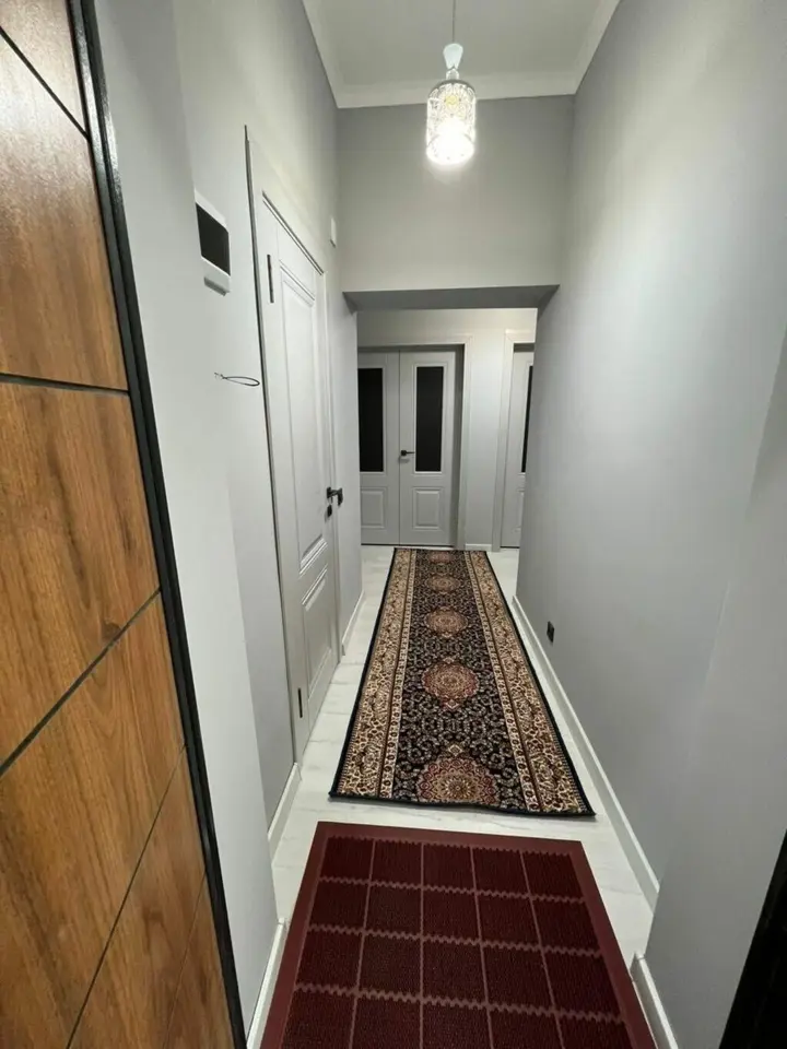 Apartment in the 7th Microdistrict — apartment, Bishkek