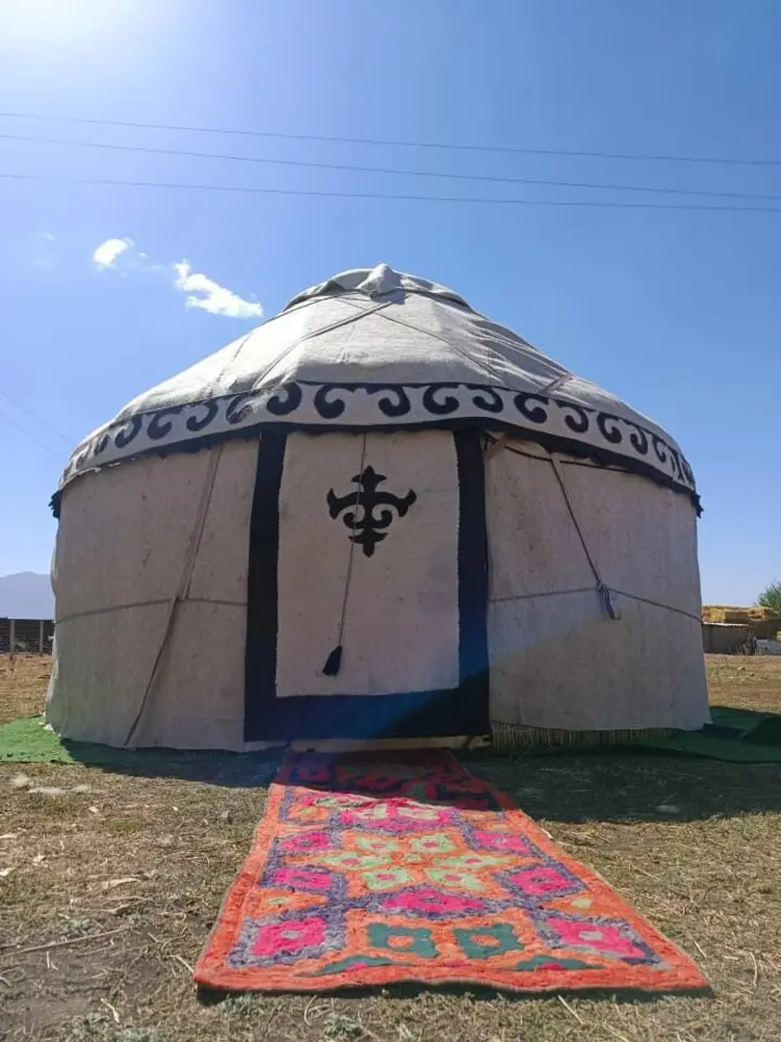 Eco House "Qumush Yurt" — guest house, Emgekchil v.