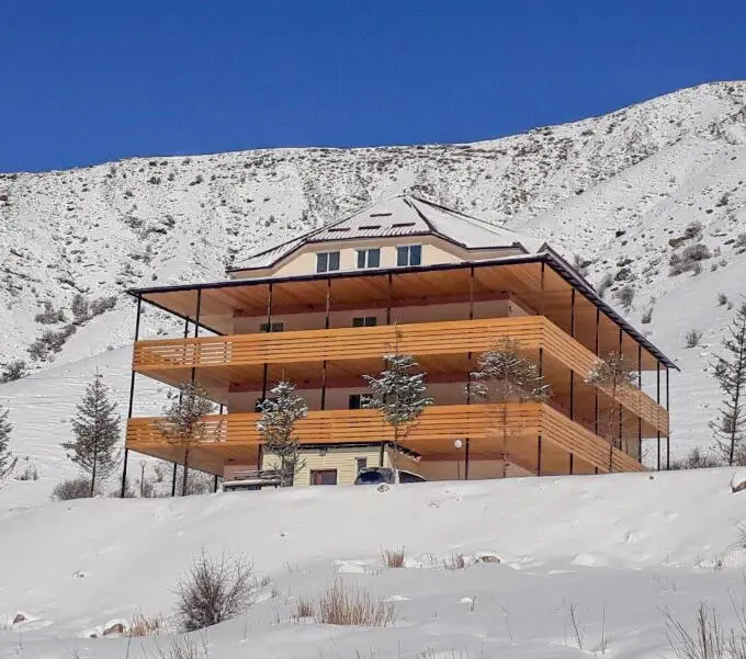 Dinar Sky — guest house, Karakol