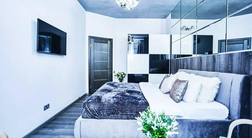 Apartment in Bishkek Park Mall Area — apartment, Bishkek