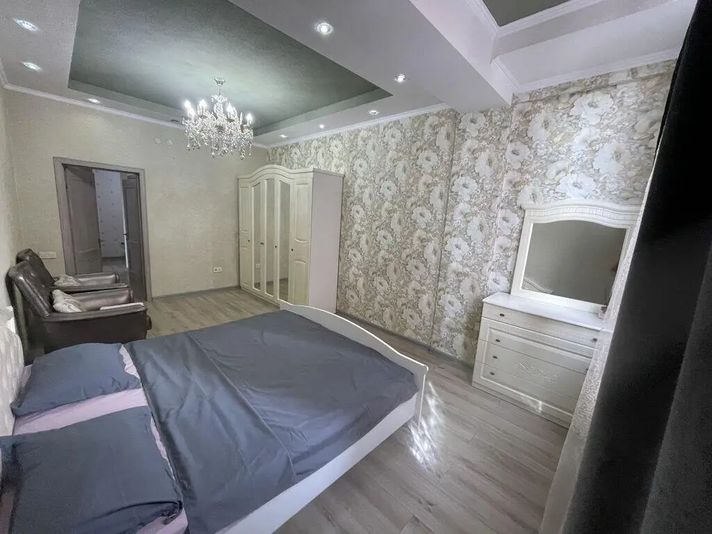 Philharmonia Apartment — apartment, Bishkek