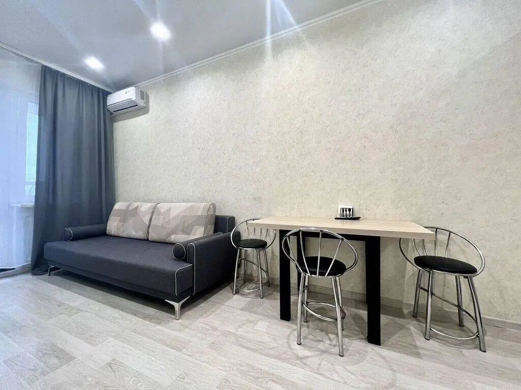 Apartment in the Golden Square — apartment, Bishkek