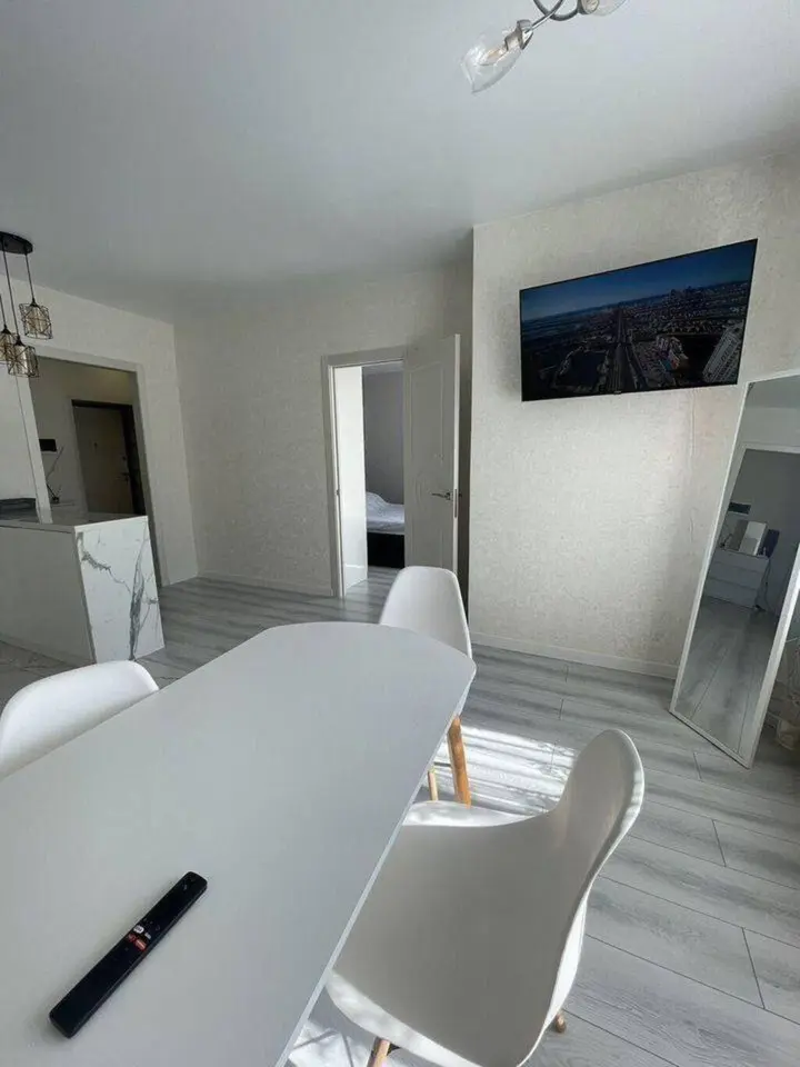 Apartment in central Bishkek — apartment, Bishkek