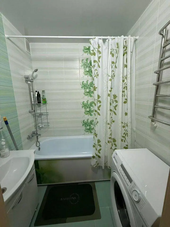 Manas/Bokonbaev Apartment — apartment, Bishkek