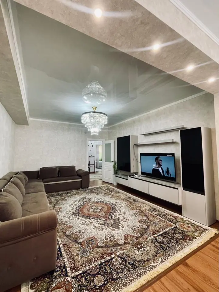 Apartment in Central Bishkek — apartment, Bishkek