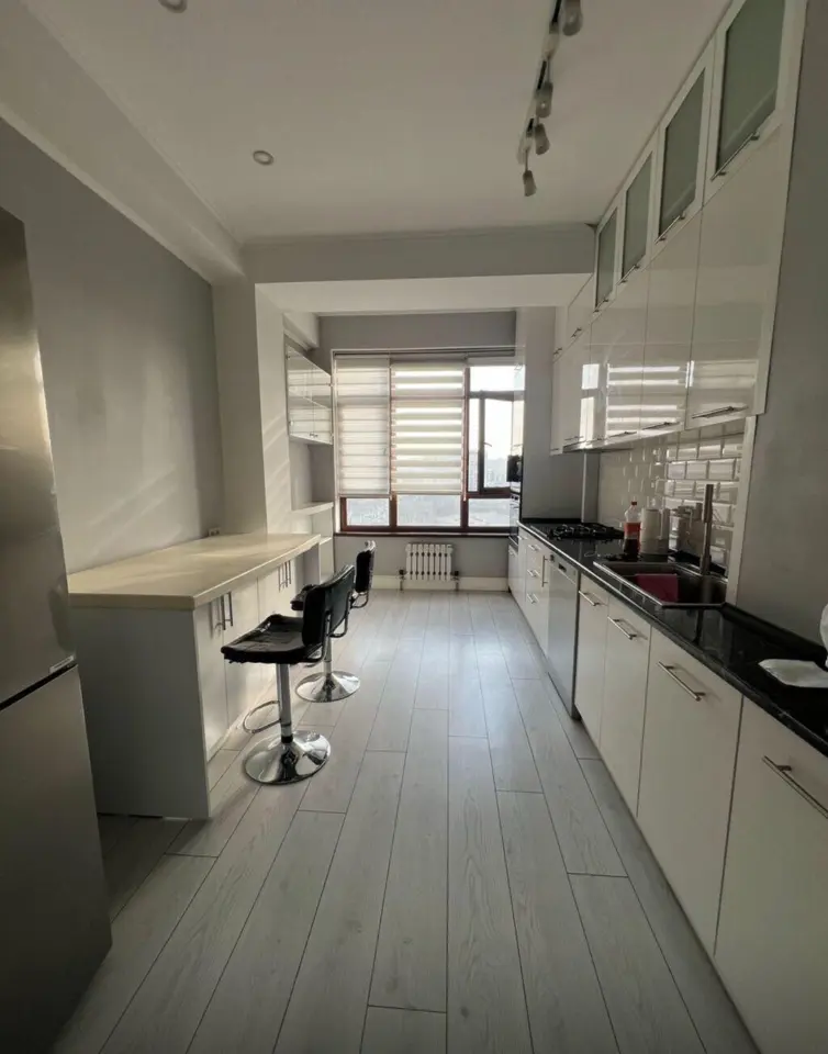 Vostok-5 Apartment — apartment, Bishkek