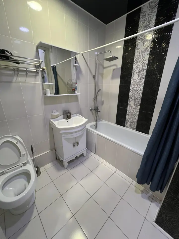 12 микрорайон — apartment, Bishkek