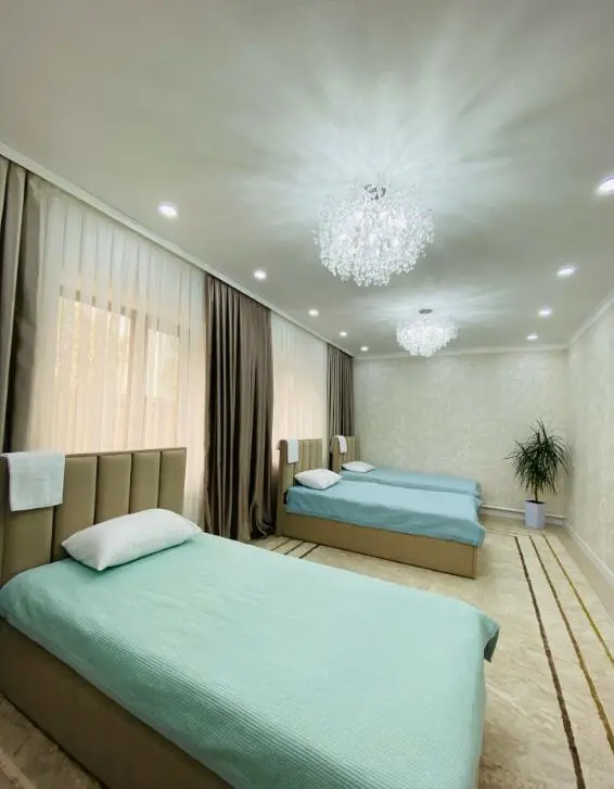 Трёхместный номер — room, Kazarman