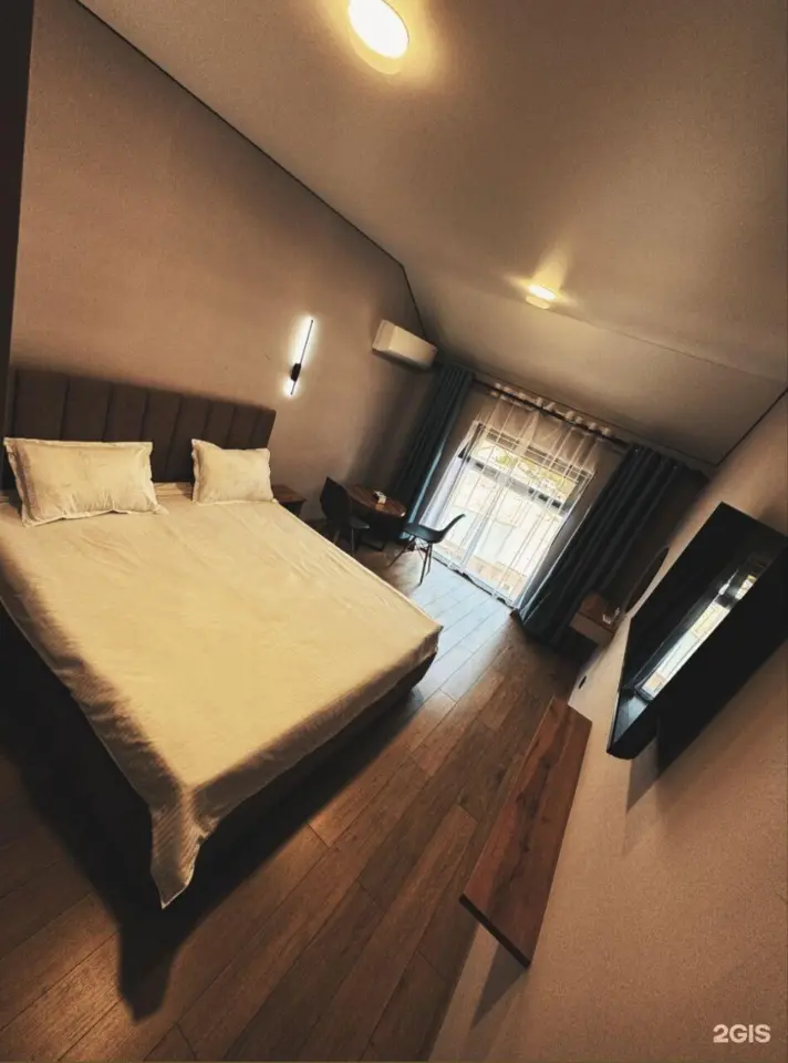 Dream Hotel — hotel, Bishkek