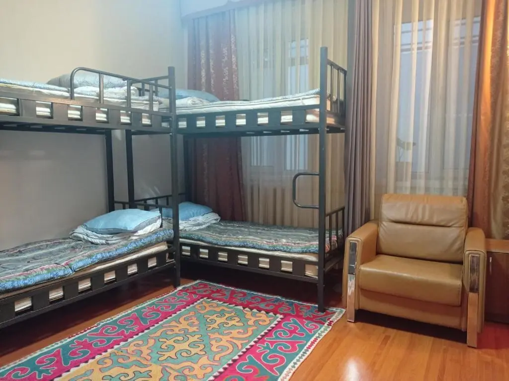 Койко-место — bed space, Bishkek