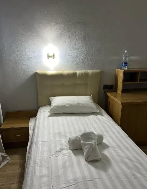 Одноместный номер — room, Kazarman