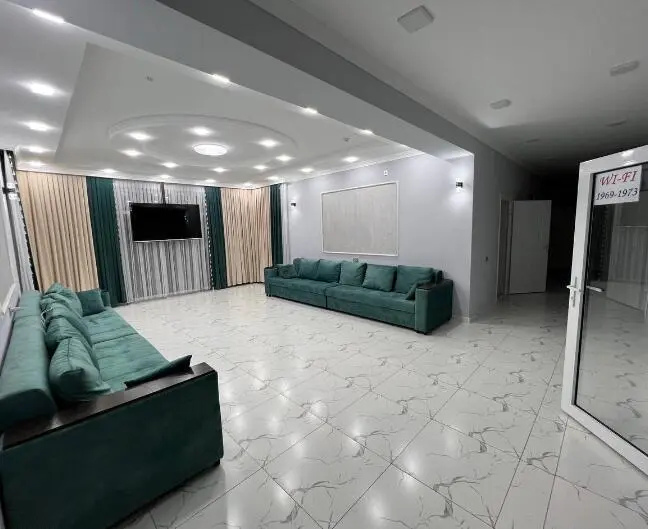 Standard Twin Room — room, Gulcha