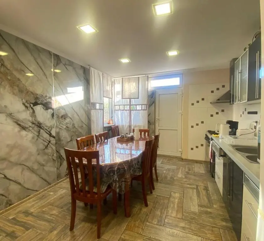 Double Suite — room, Balykchy