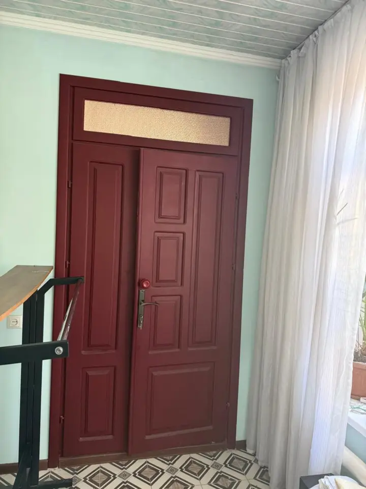 Трёхместный номер — room, Osh