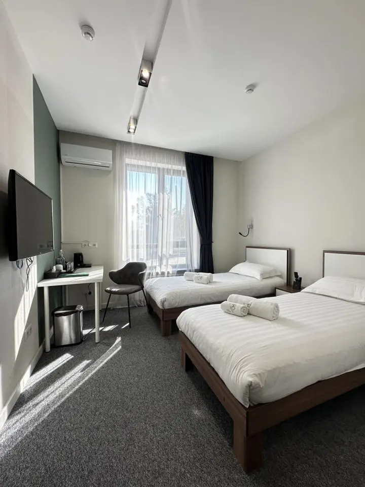 Standard Plus Twin Room — room, Karakol