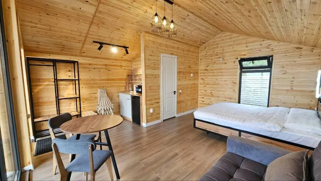 Барнхаус на двоих — коттедж/дом, Каракол