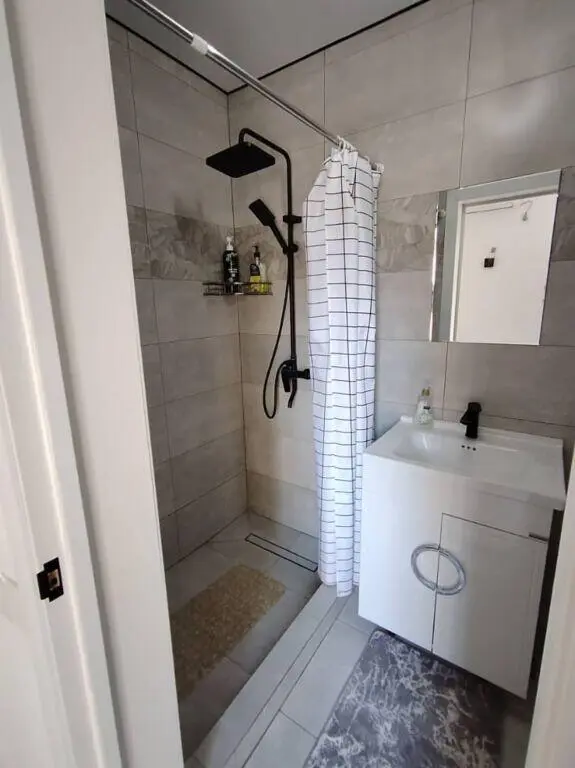 Daily Rental Apartment in Rabochiy Gorodok — apartment, Bishkek