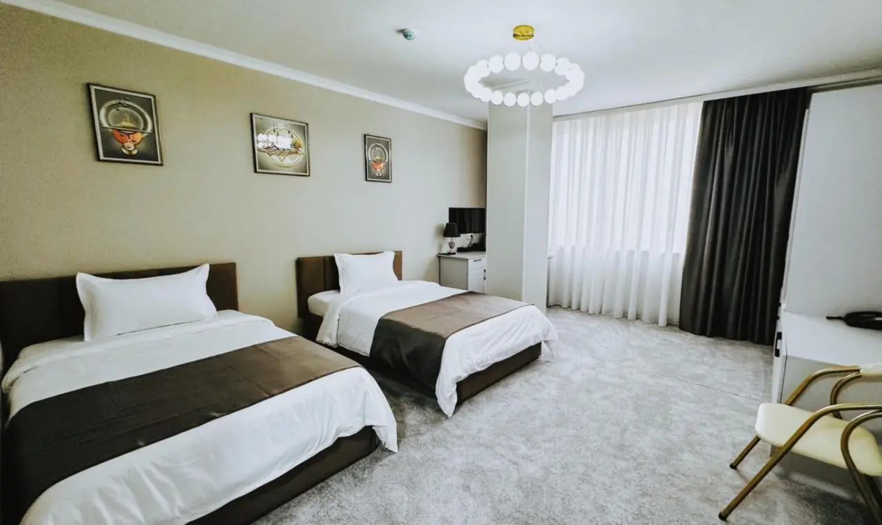 Tajmahal Hotel — hotel, Osh