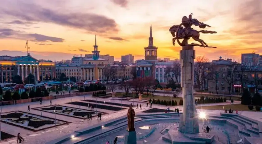 One-Room Apartment in the Center — apartment, Bishkek