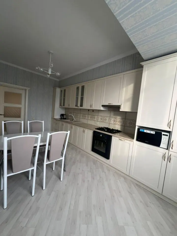 Two-room apartment in the city center — apartment, Bishkek