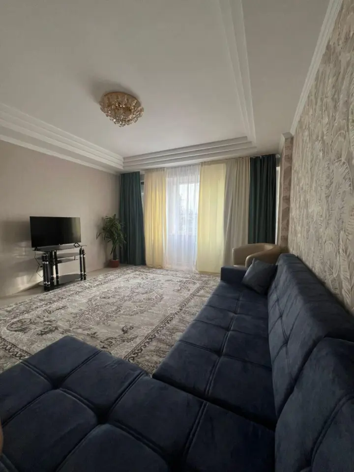 Two-room apartment in the city center — apartment, Bishkek