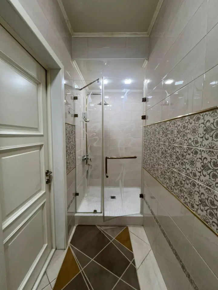 Two-room apartment in the city center — apartment, Bishkek