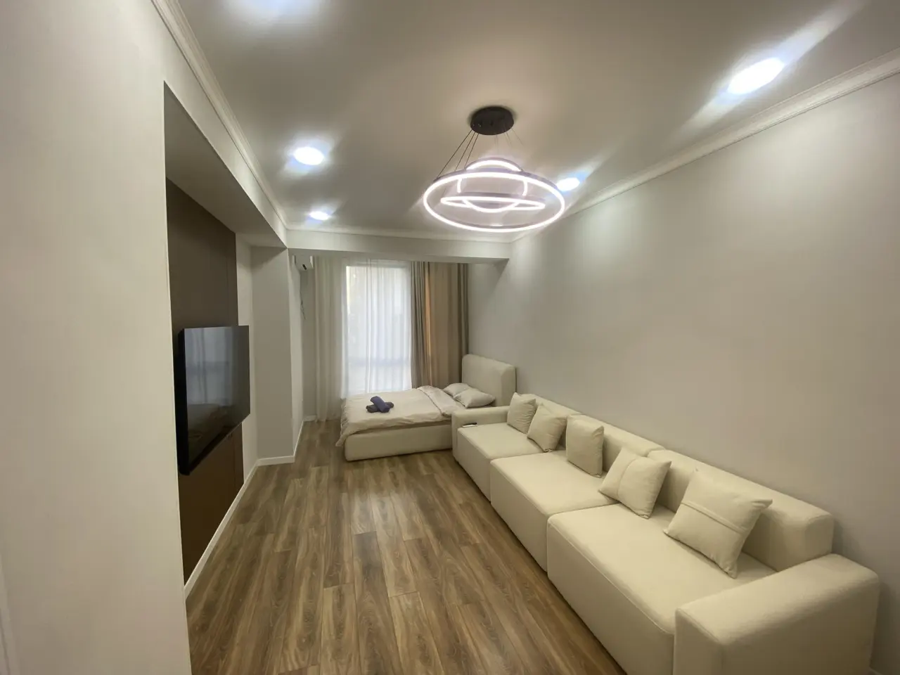 bi 73 — apartment, Bishkek