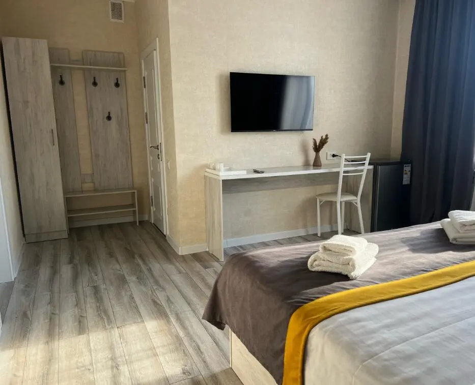 Triple Room — room, Karakol