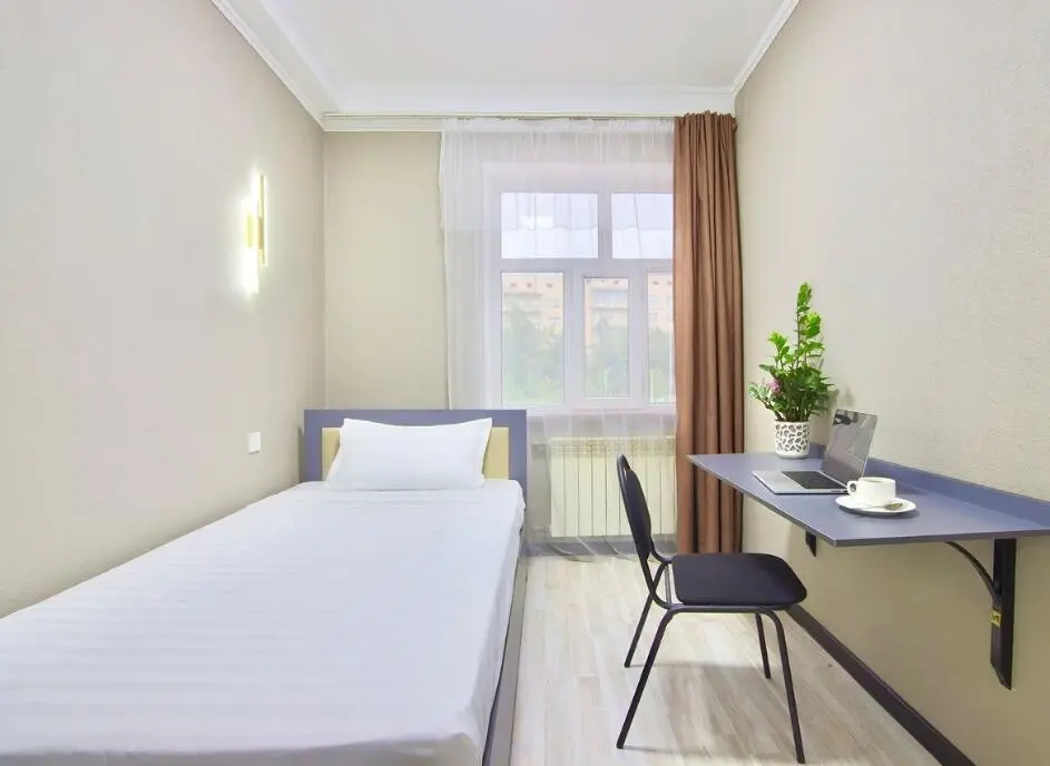 Single Room — room, Karakol