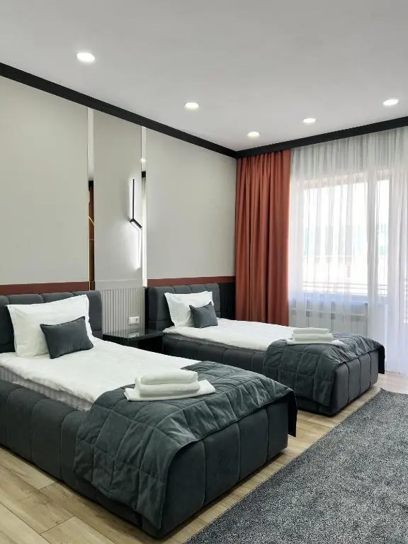 Twin — room, Karakol